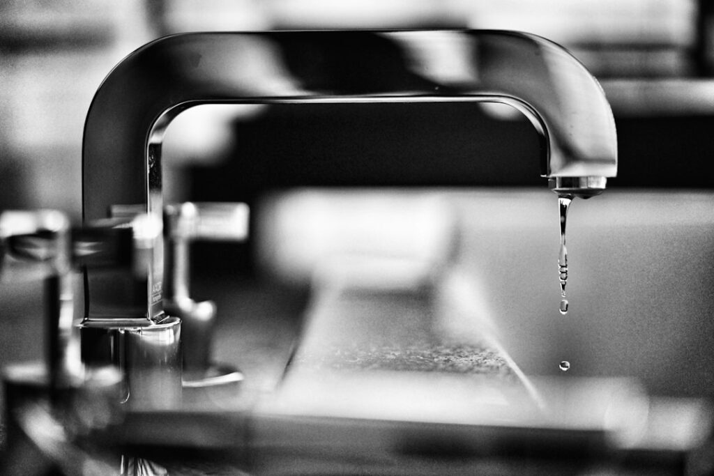 Burst pipe water damage cleanup in a Las Vegas home